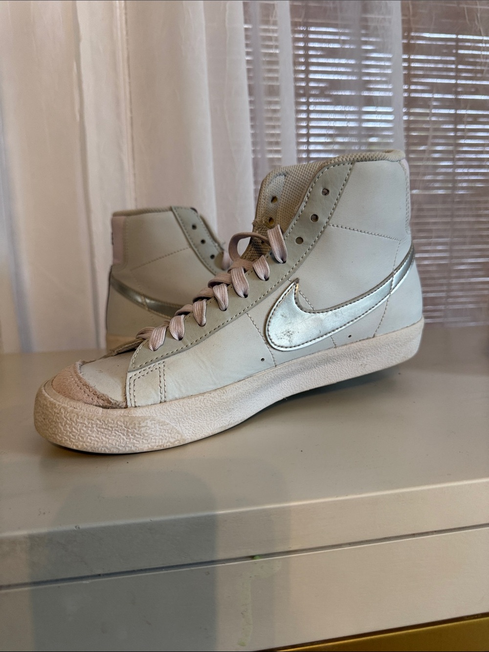 Nike High-Top Sneakers in Mint/ blue Metallic Silver Swoosh